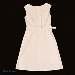 UNIQLO Women’s White Dress with belt